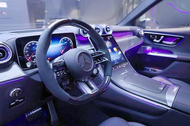 메르세데스 AMG GLC 43 4MATIC AMG 한성에디션 실내