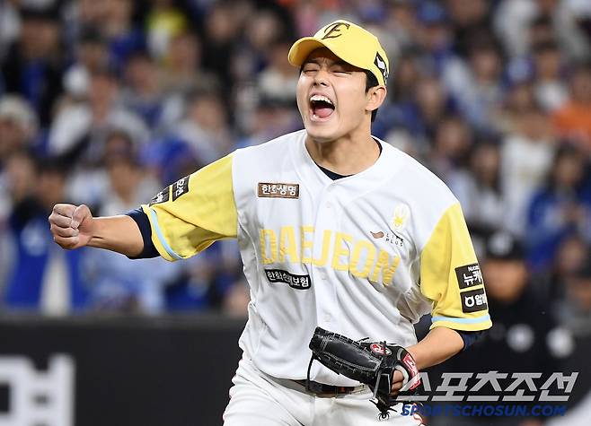 7일 대전 한화생명볼파크에서 열린 삼성-한화전. 6회초 2사 3루 문동주가 김태근을 삼진으로 잡으며 환호하고 있다  대전=정재근 기자 cjg@sportschosun.com/2025..5.7/