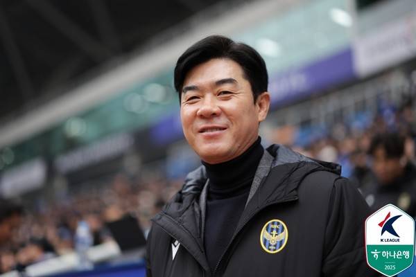 윤정환 인천유나이티드 감독. 한국프로축구연맹 제공