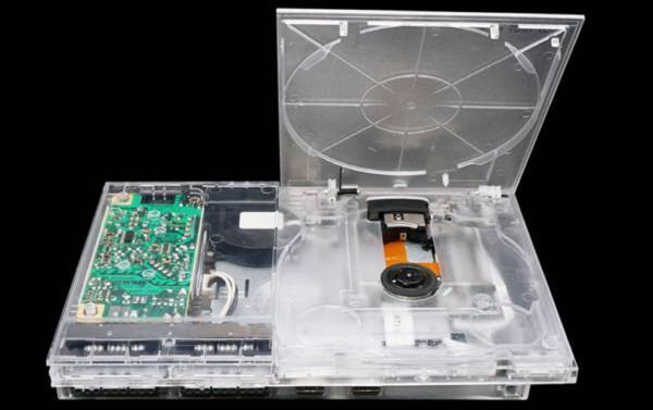 블랙 색상의 PS2 7천번이 식상하다면 클리어 케이스로 오시라!