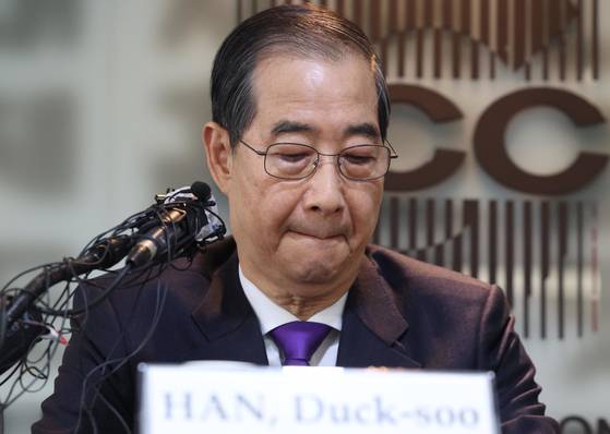 한덕수 무소속 대통령선거 예비후보가 7일 오후 서울 중구 한국프레스센터에서 열린 서울외신기자클럽 초청 기자간담회를 갖고 있다. 뉴스1