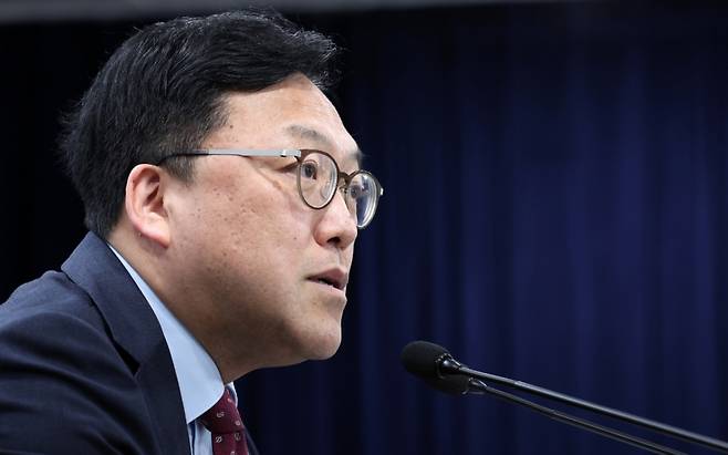 김병환 금융위원회 위원장이 7일 서울 종로구 정부서울청사에서 열린 정례 기자간담회에서 모두발언을 하고 있다. /사진=뉴스1