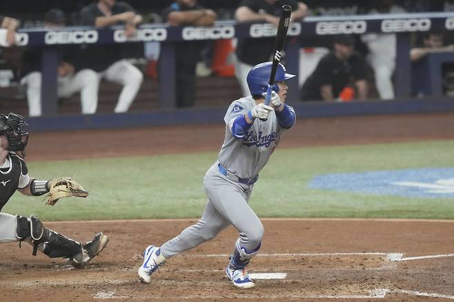 LA 다저스 김혜성이 2연속경기 안타를 쳐내며 타격감을 끌어올렸다. 7일 마이애미와 원정경기에서도 4타수 1안타 1득점을 기록했다. 마이애미(미 플로리다주)ㅣAP뉴시스