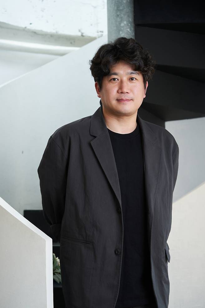 지니TV 오리지널 드라마 ‘신병 3’의 윤기영 작가. 사진 스튜디오 지니