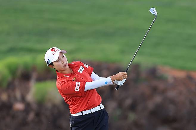 김효주가 이번주 국내로 들어와 유럽여자프로골프투어(LET) 대회에 출전한다. 지난주 LPGA투어 블랙데저트 챔피언십 1라운드에서 어프로치샷을 하고 있는 김효주. ｜게티이미지