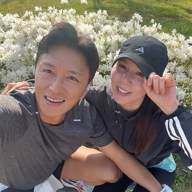 진태현 박시은 부부 /사진=SNS 캡처