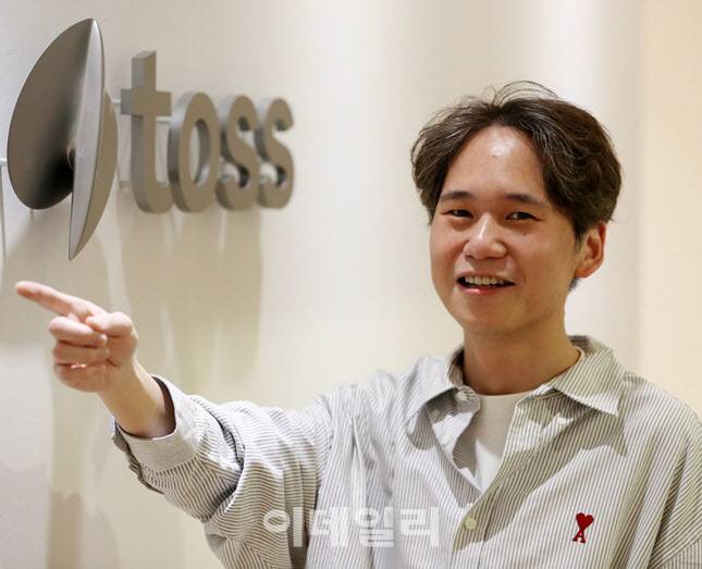 박웅도 토스 커머스 사업 총괄이 이데일리와 인터뷰를 하고 있다. [이데일리 김태형 기자]