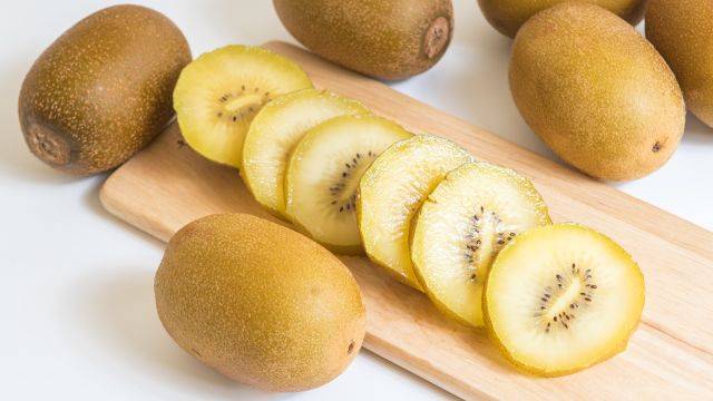 키위 껍질에는 다양한 비타민이 풍부하다｜출처: 클립아트코리아