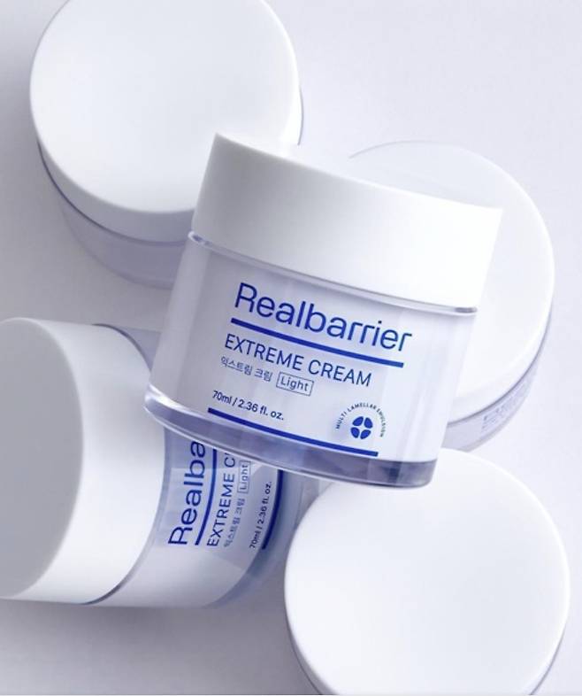 리얼베리어(Realbarrier)는 서유럽에 기반을 둔 K-뷰티 전문 플랫폼 미인 코스메틱스(MiiN Cosmetics)에 지난 5일 성공적으로 입점하며 글로벌 시장 확장에 속도를 낸다.(리얼배리어제공)