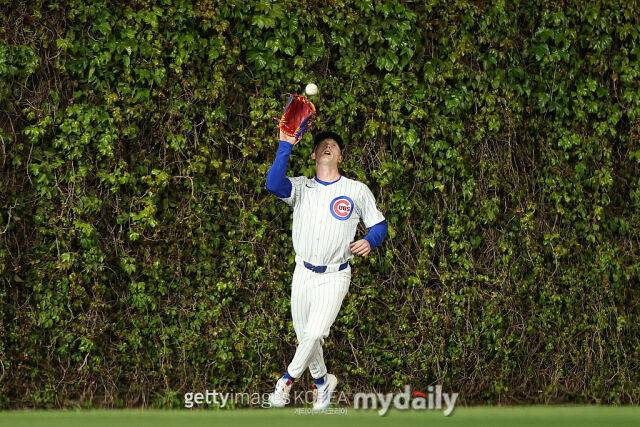 이정후의 2루타성 타구 2개를 훔친 피트 크로우암스트롱. /게티이미지코리아