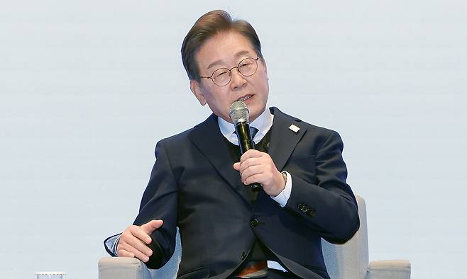 이재명 더불어민주당 대선후보가 8일 서울 중구 대한상공회의소에서 열린 대선후보 초청 경제5단체장 간담회에서 발언하고 있다. 뉴시스