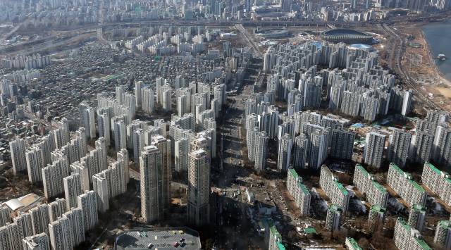 서울 송파구 잠실 아파트단지 모습. 뉴스1