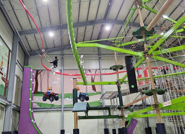 국립용화산자연휴양림에 설치된 집재그 등 실내놀이시설. 사진제공=국립자연휴양림관리소