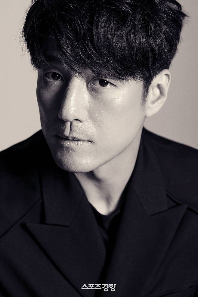 배우 지진희. 이끌 엔터테인먼트 제공