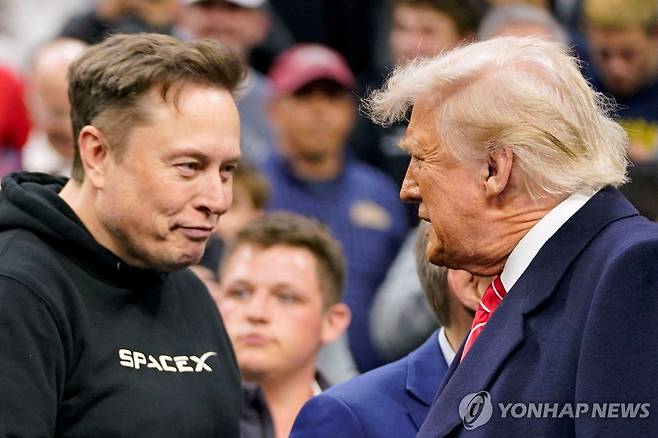 일론 머스크 테슬라·스페이스X CEO와 도널드 트럼프 미국 대통령 [로이터 연합뉴스 자료사진. 재판매 및 DB 금지]