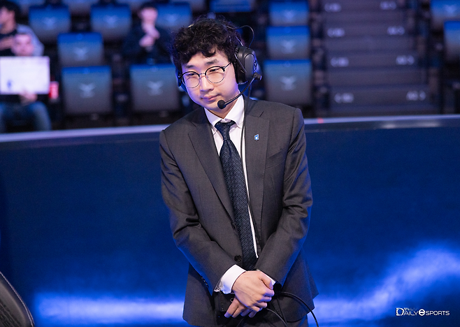 DNF '빠른별 정민성 감독