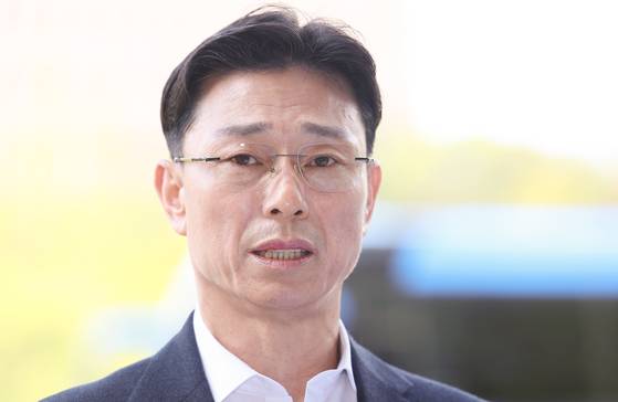 지난달 23일 휴대전화 포렌식 작업 참관을 위해 고위공직자범죄수사처에 나온 임성근 전 해병대 1사단장 〈사진=연합뉴스〉