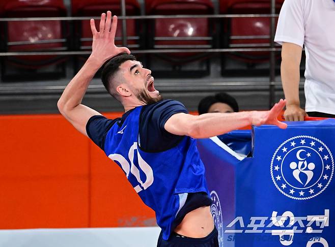 OK저축은행은 디미타르 디미트로프를 뽑았다. 사진제공=KOVO