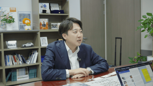 이준석 개혁신당 대선후보가 지난 7일 지디넷코리아와 만나 인터뷰를 하고 있는 모습 (사진=지디넷코리아 DB)