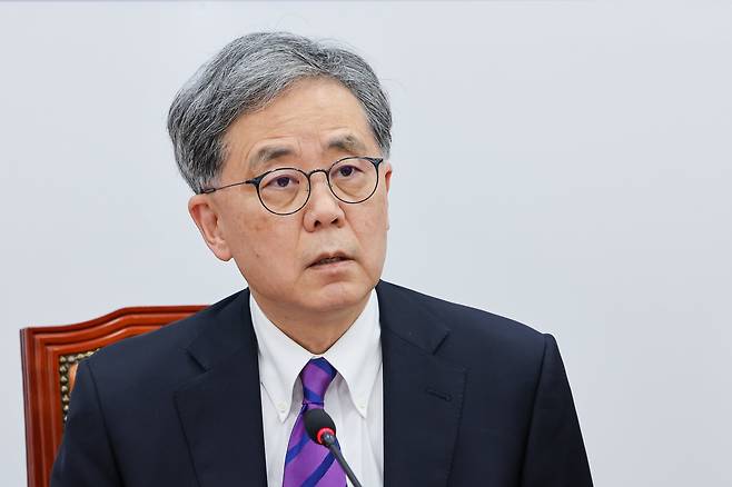 김현종 더불어민주당 이재명 후보 외교안보보좌관이 28일 국회에서 발언을 하고 있다. /뉴스1