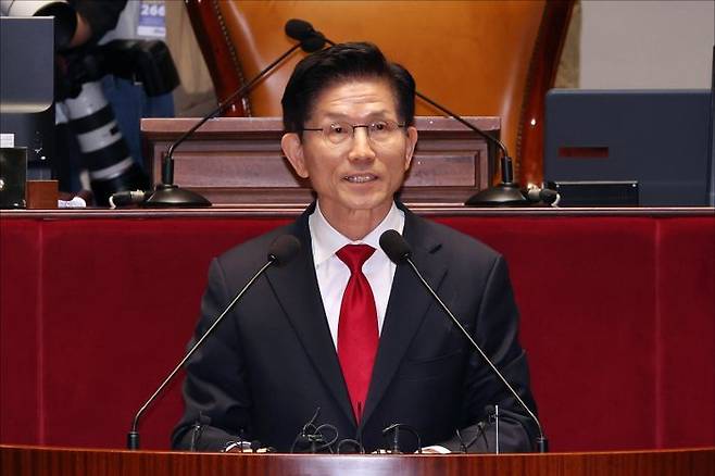 김문수 국민의힘 대선 후보가 9일 서울 여의도 국회에서 열린 국민의힘 의원총회에서 발언을 하고 있다. ⓒ데일리안 홍금표 기자