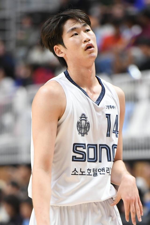 3x3 국가대표를 꿈꿨던 이근준, 그러나 발목 부상으로 고개를 숙였다. 사진=KBL 제공