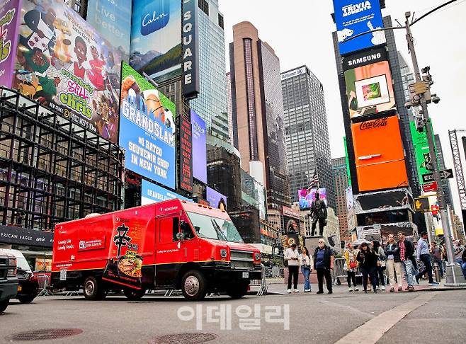 농심 신라면 푸드트럭이 뉴욕 주요 명소를 방문하고 있다. (사진=농심)