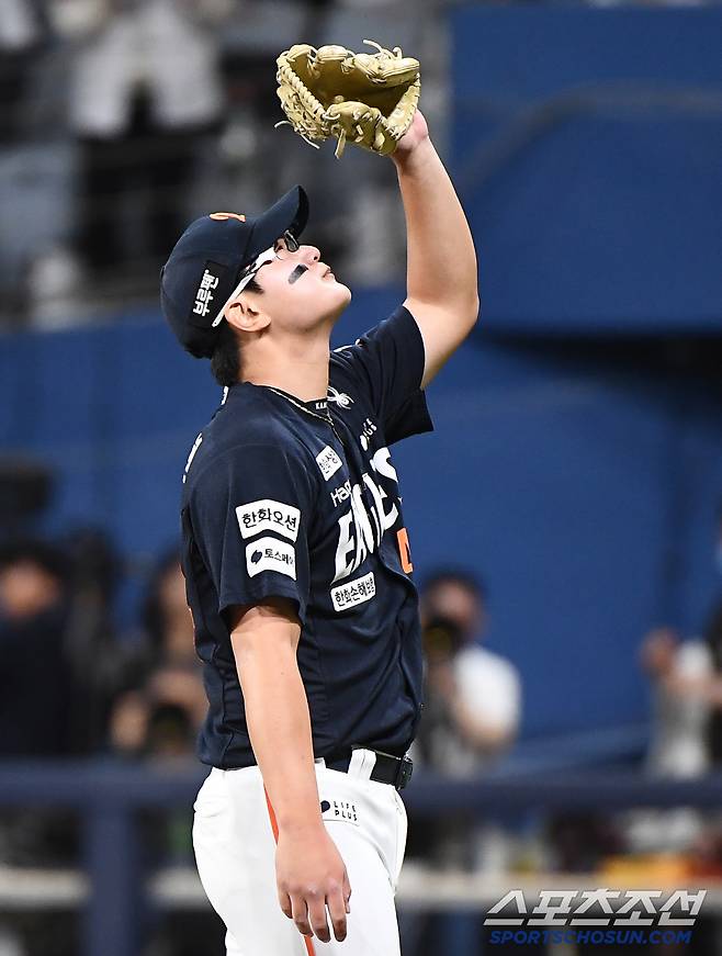 9일 서울 고척스카이돔에서 열린 한화-키움전. 한화가 7대5 역전승을 거두며 10연승을 질주했다. 마무리 김서현이 세리머니를 하고 있다. 고척=정재근 기자 cjg@sportschosun.com/2025.5.9/