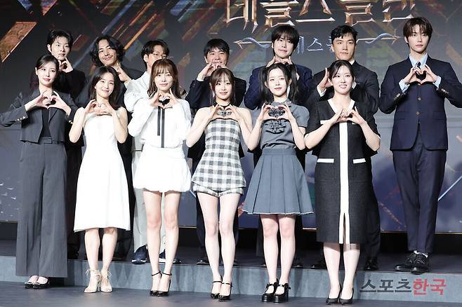 넷플릭스 예능 '데블스 플랜: 데스룸' 제작발표회에 참석한 이세돌, 규현, 강지영, 윤소희, 세븐하이, 이승현, 정현규, 최현준, 츄, 김하린, 박상연, 손은유, 티노. 25.04.29 ⓒ이혜영 기자 lhy@hankooki.com