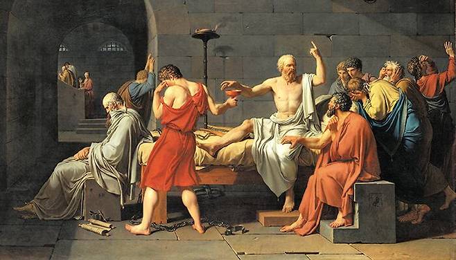 자크 루이 다비드의 1787년작 ‘소크라테스의 죽음’. 사형선고를 받은 소크라테스는 “나는 죽으러 가고, 여러분은 살러 갈 것이다. 그러나 우리 중 어느 쪽이 더 나은 운명을 향해 가는지는, 신 외엔 모른다”고 했다. /메트로폴리탄 미술관 소장