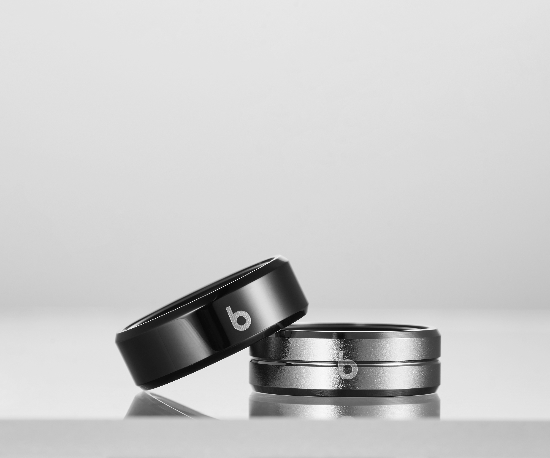 일본 아마존서 1위에 오른 스마트링 ‘브링(b.ring)’. (앱포스터 제공)