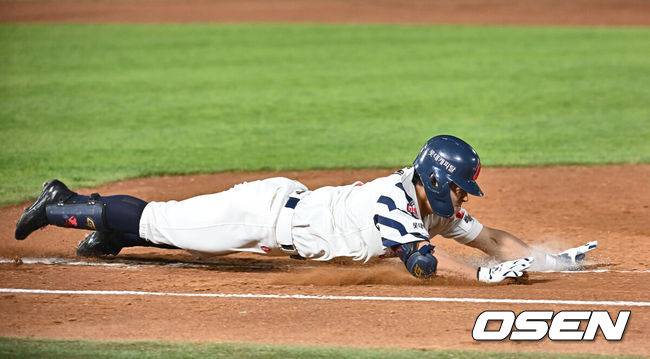 [OSEN=부산, 이석우 기자] 롯데 자이언츠 황성빈 059 2025.05.02 / foto0307@osen.co.kr
