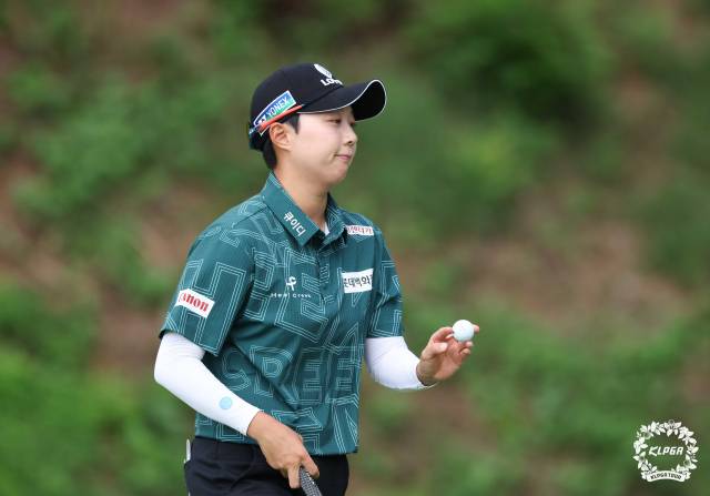 아람코 코리아 챔피언십 2라운드에서 1타 차 단독 선두에 나선 김효주. 사진 제공=KLPGA