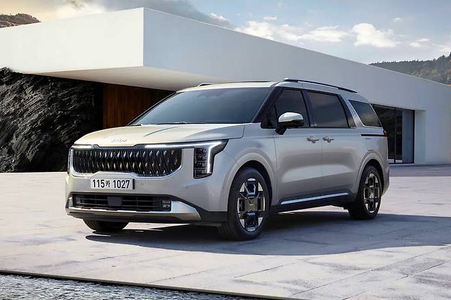 기아 현행 카니발