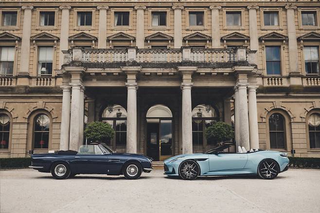 영국 럭셔리 스포츠카 브랜드 애스턴마틴