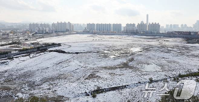 사진은 용산국제업무지구 개발부지. 2024.11.28/뉴스1 ⓒ News1 박지혜 기자