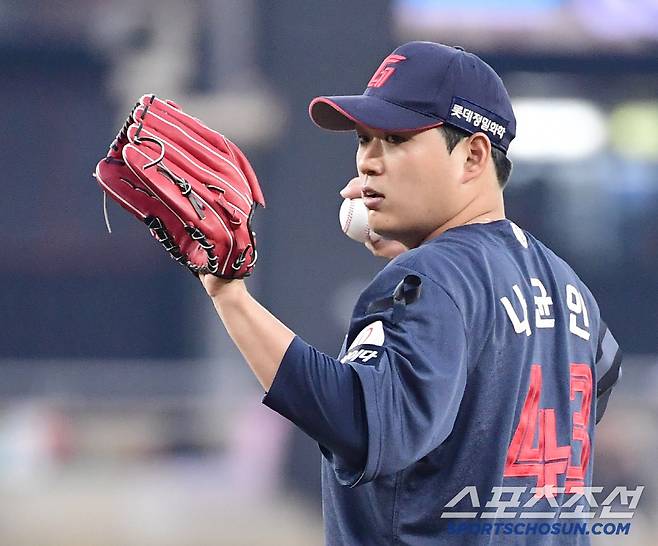 롯데 나균안. 송정헌 기자songs@sportschosun.com