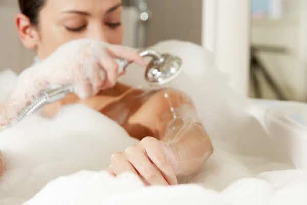 =완벽한 목욕은 일요일 저녁 8시 섭씨 39.8도의 미지근한 온도에서 즐기는 것이 이상적이다. ​/사진=클립아트코리아