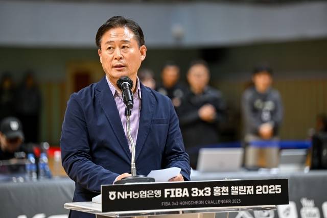 신영재 군수는 “손님을 따뜻하게 맞이하는 문화가 중요하다. 홍천은 정이 많은 곳이다. 외국선수들이 올 때마다 지역 내 대표 음식점에서 식사를 했고 대화를 나눴다. 어쩌면 지역 상품의 홍보가 될 수도 있다. 먹거리는 대단히 중요하다. 그들이 다시 홍천을 찾는 이유가 된다”며 웃음 지었다.  사진=KXO 제공