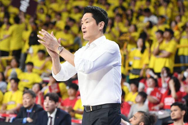 전희철 감독./KBL