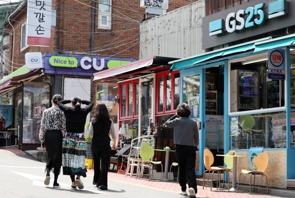 서울 시내에 있는 편의점 모습. 뉴스1