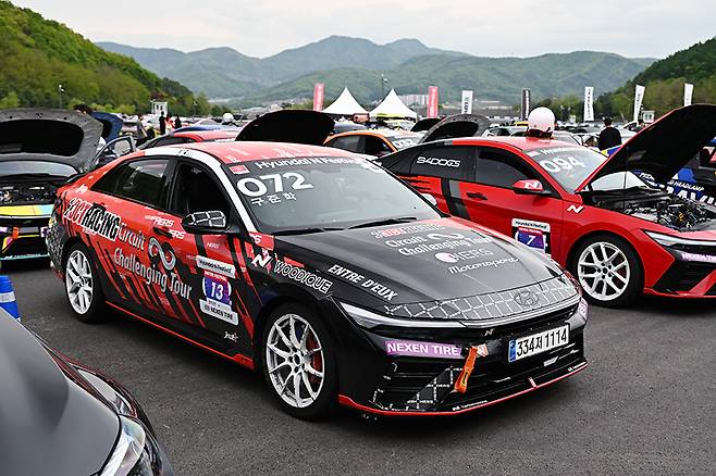 대회에 출전하는 현대 아반떼 N2 컵 카. 사진 김학수 기자