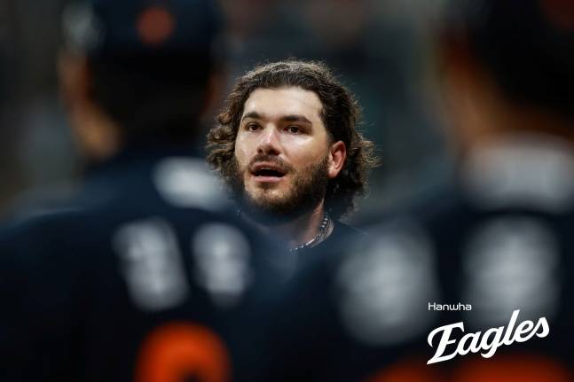 한화의 코디 폰세가 10일 고척 키움전 등판에서 웃고 있다. /사진=한화 이글스 제공