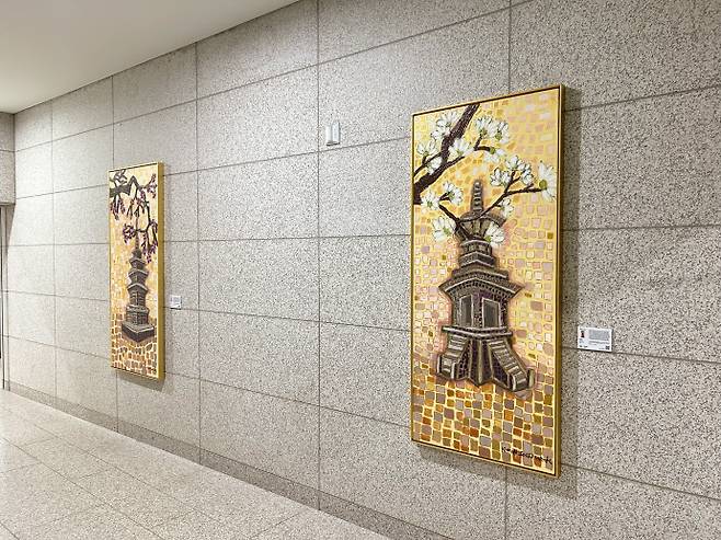 아트경기 사업을 통해 경기도의회 복도에 설치된 권순욱 작가의 작품. 사진=경기문화재단