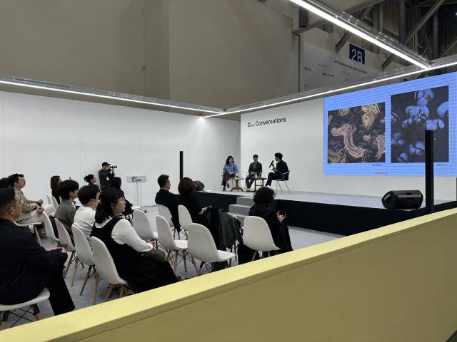 토크 프로그램 ‘컨버세이션스’(CONVERSATIONS) 모습. 김은영 기자