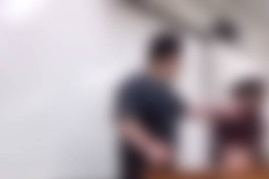 가해 학생이 피해 교사를 가격하고 있다. (사진=연합뉴스)