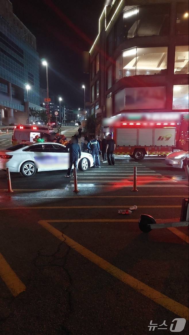 11일 오후 부산 해운대구 중동 사고 현장.(해운대경찰서 제공. 재판매 및 DB 금지)