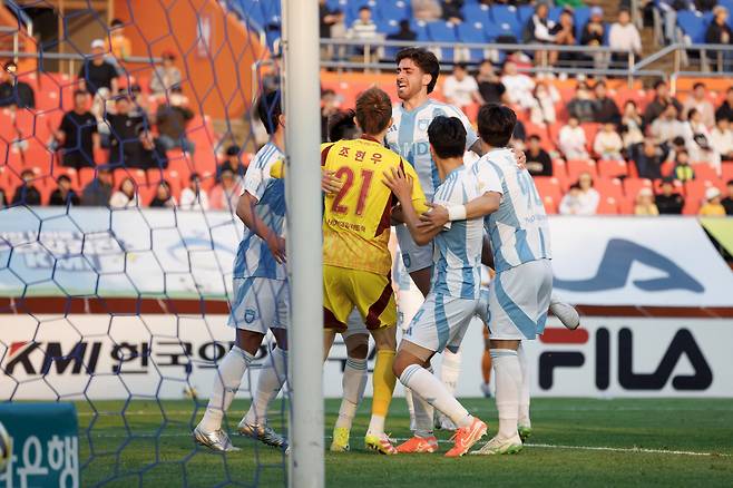 제주월드컵경기장/ K리그1/ 제주SKFC vs 울산HDFC/ 울산 조현우,단체/ 사진 김재훈