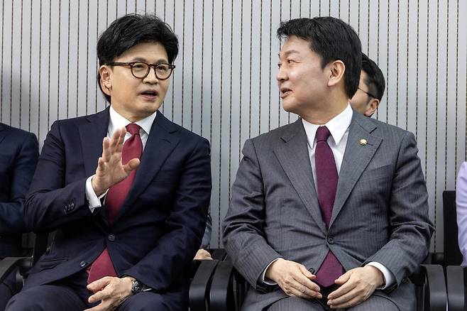 국민의힘 한동훈 전 대표(왼쪽), 안철수 의원. 2025.4.29/뉴스1
