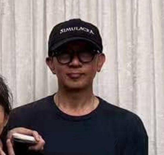 가수 겸 DJ 구준엽이 아내상 석달 만에 근황을 공개했다. 대만 어머니날을 맞아 장모 황춘메이와 가족사진을 찍었다. /사진=황춘메이 페이스북 캡처